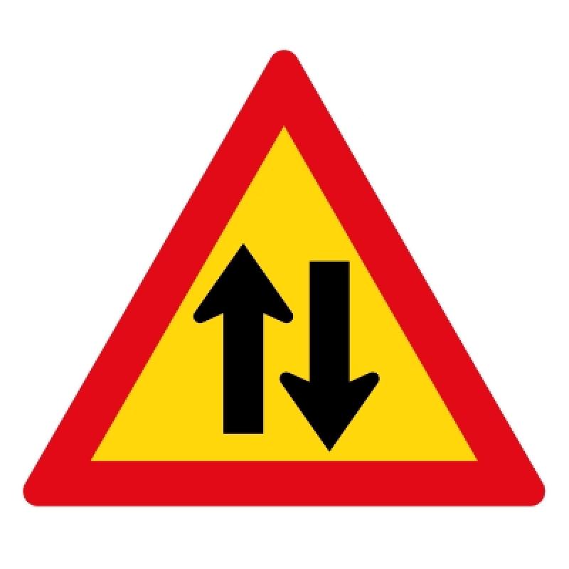 Дорожный знак 1.21 «Двустороннее движение» Дорожный знак 1.21 «Двустороннее движение»