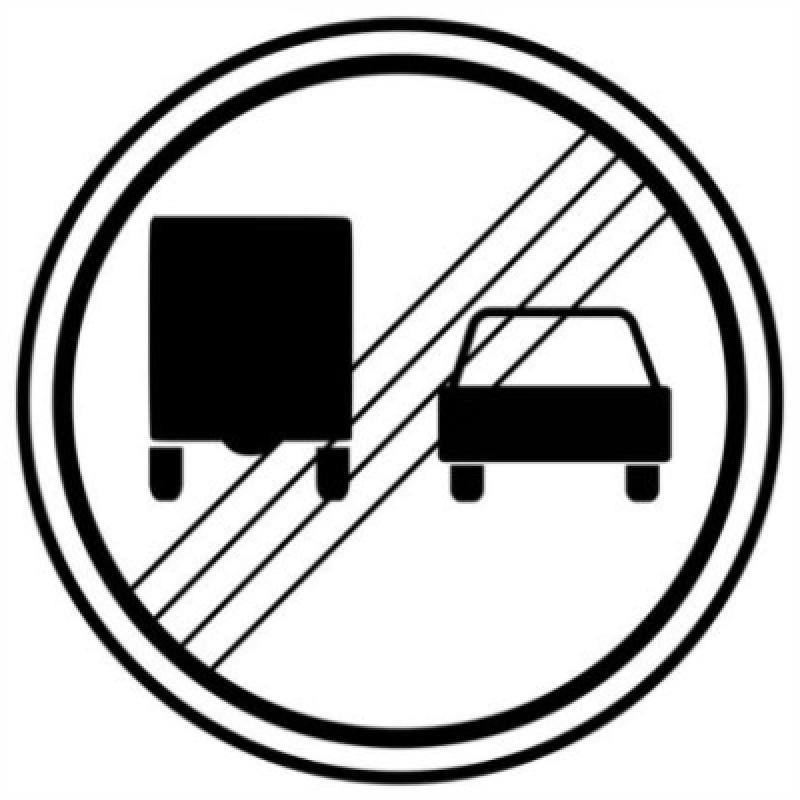 Знак 3.23 «Конец зоны запрещения обгона грузовым автомобилям»